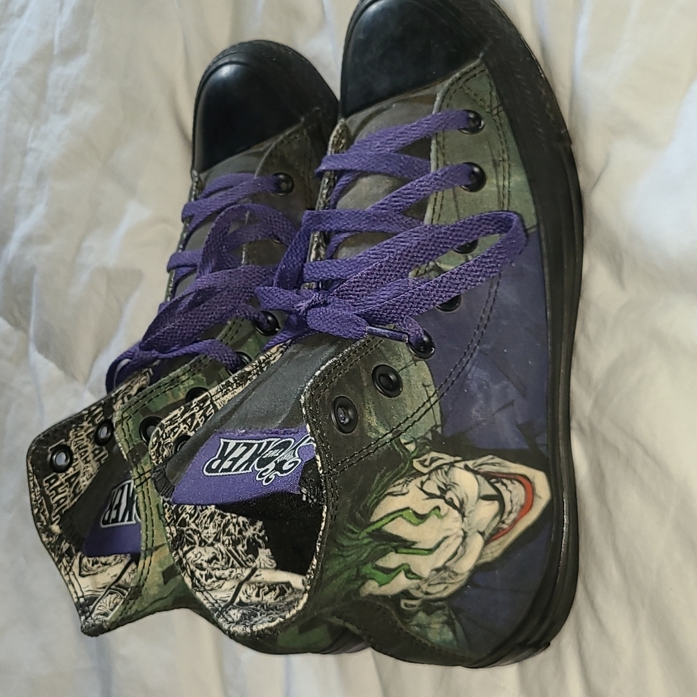 THE JOKER High top converse